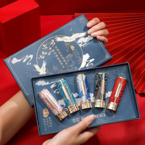 Set of matte lipsticks with Chinese-style embroidery and carving, gift box with decorative cosmetics, long-lasting color